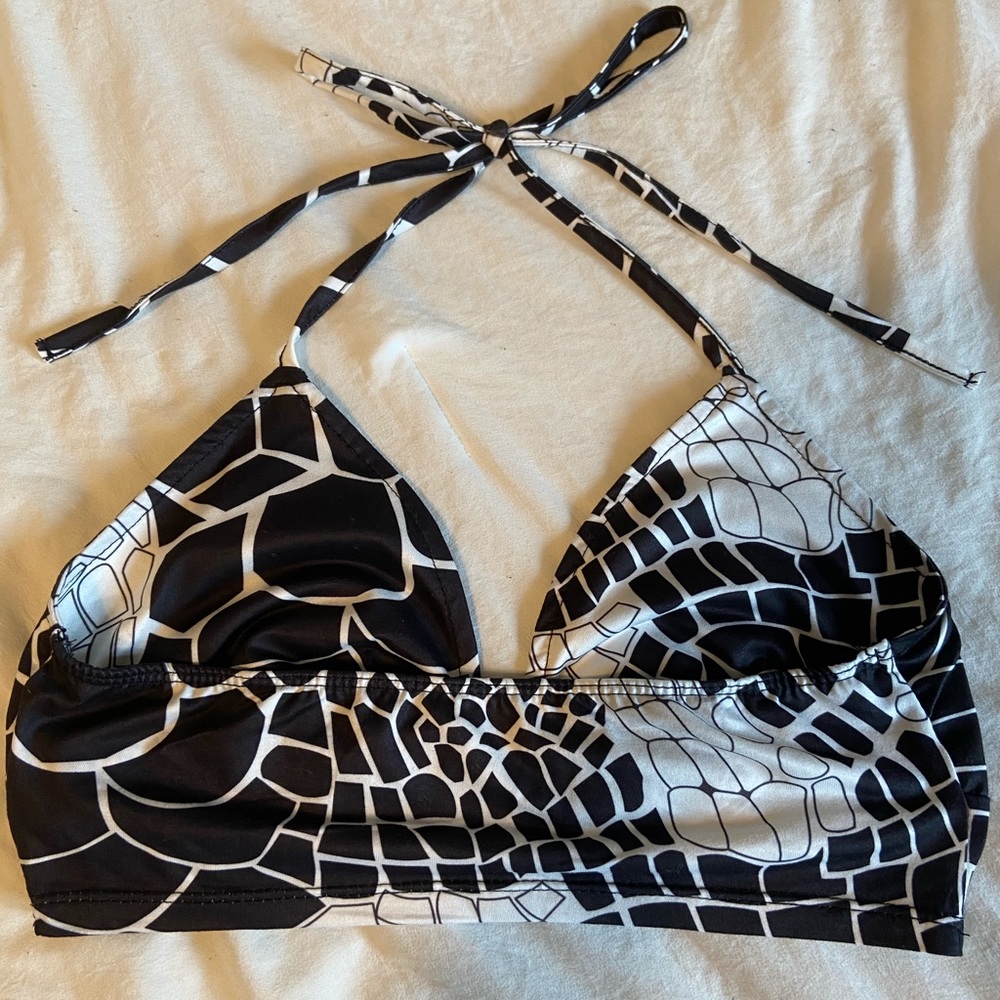 SHEIN crocodile print top - Picture 2 of 2